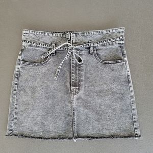 Jean mini skirt